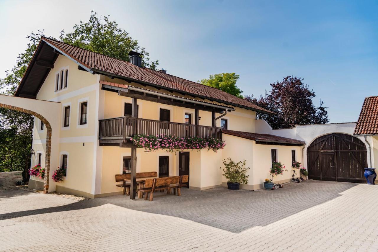 Ferienhaus Schmiedehof Hitzing 外观 照片